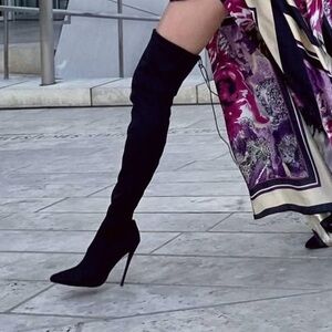 Elegant Black Women's Boots